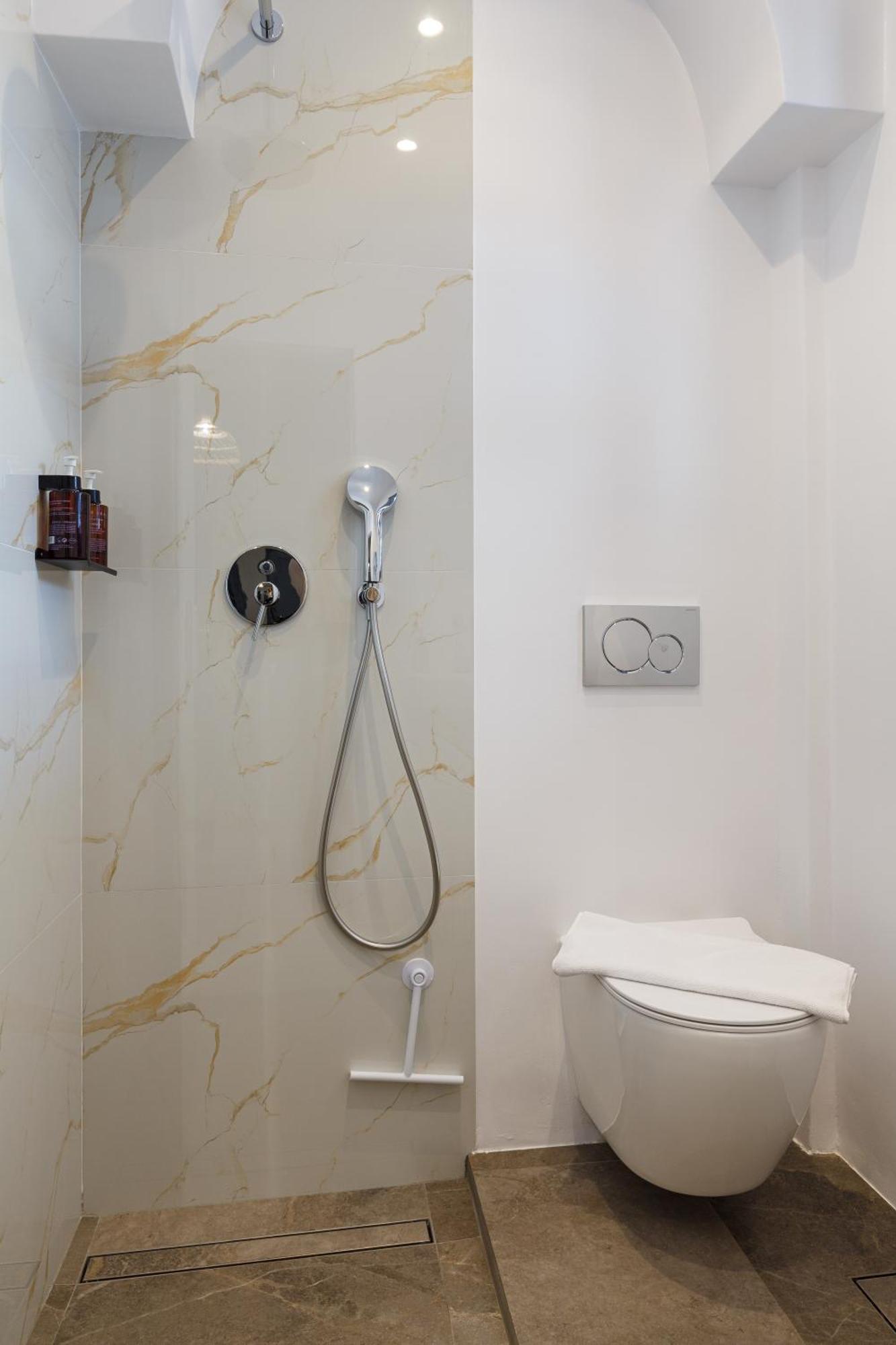 Aitheras Luxury Holiday home