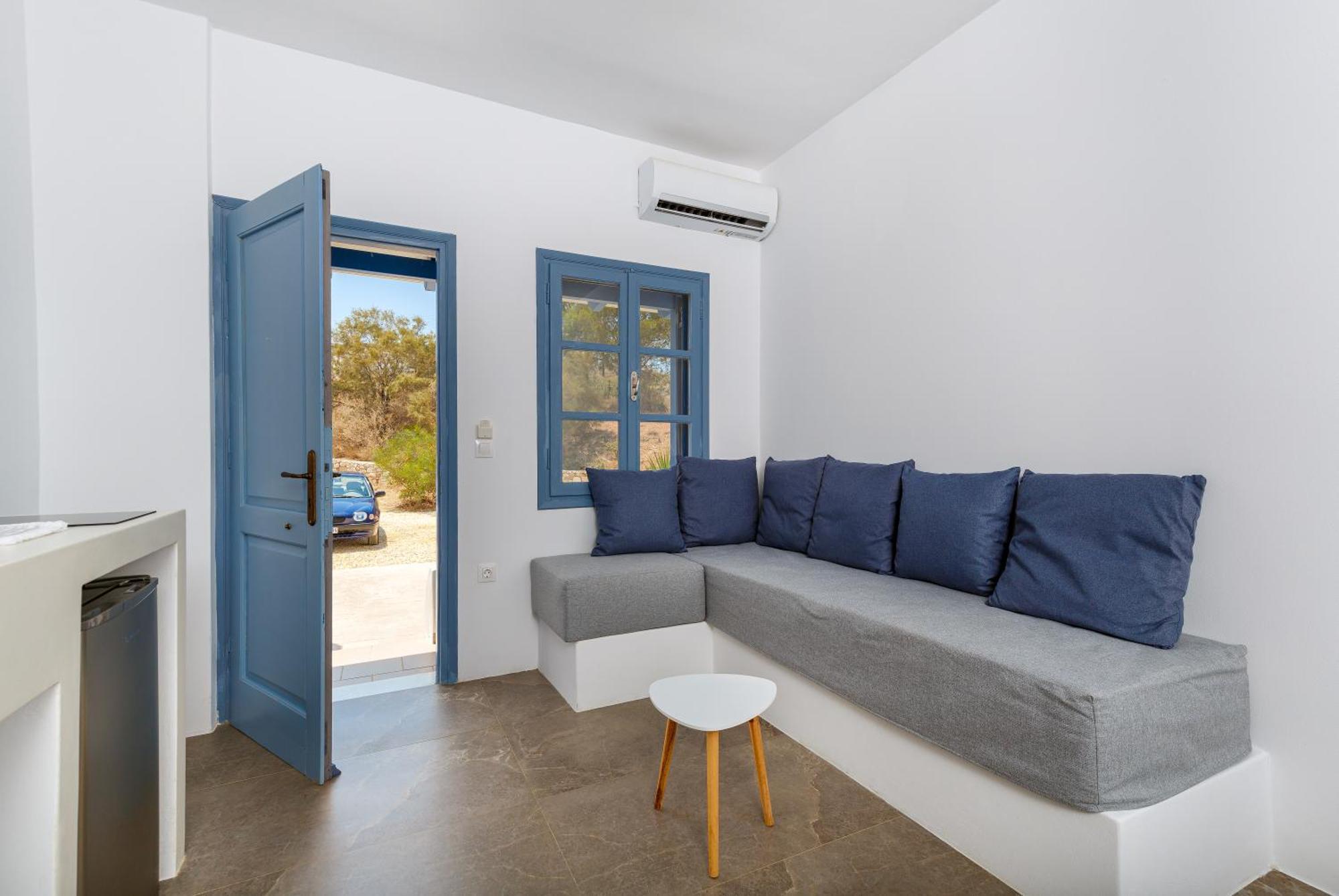 Aitheras Luxury * Protorgia